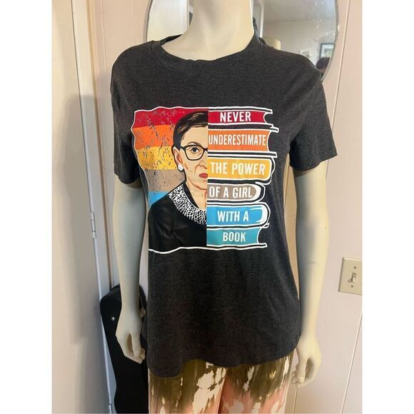 Feminist Ruth Bader Ginsburg RBG Quote Girl With Book Women T-Shirt S - Picture 1 of 6